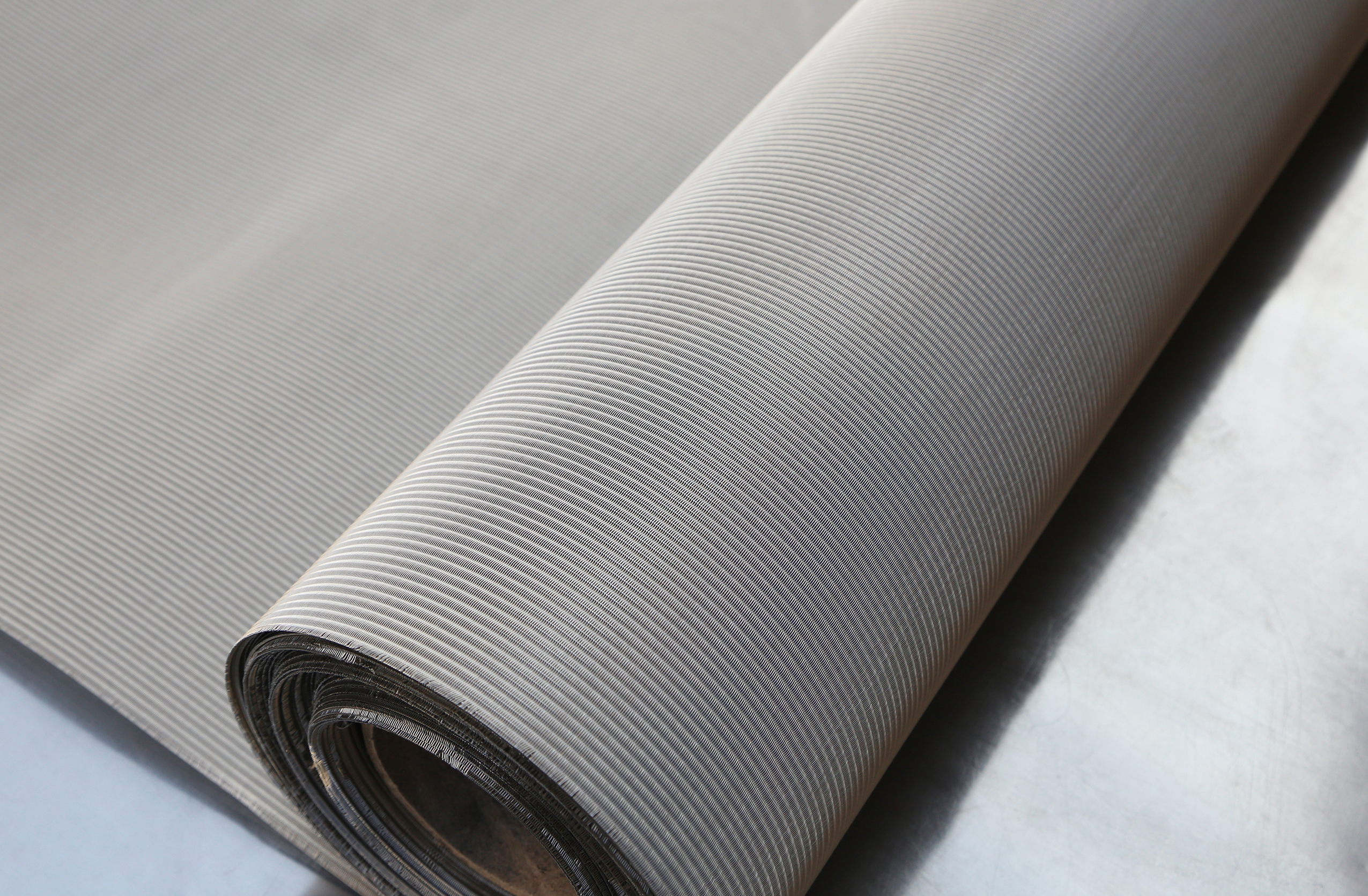 Экран из нержавеющей стали